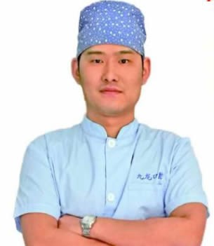 洛陽(yáng)九龍口腔門(mén)診部 李世軒