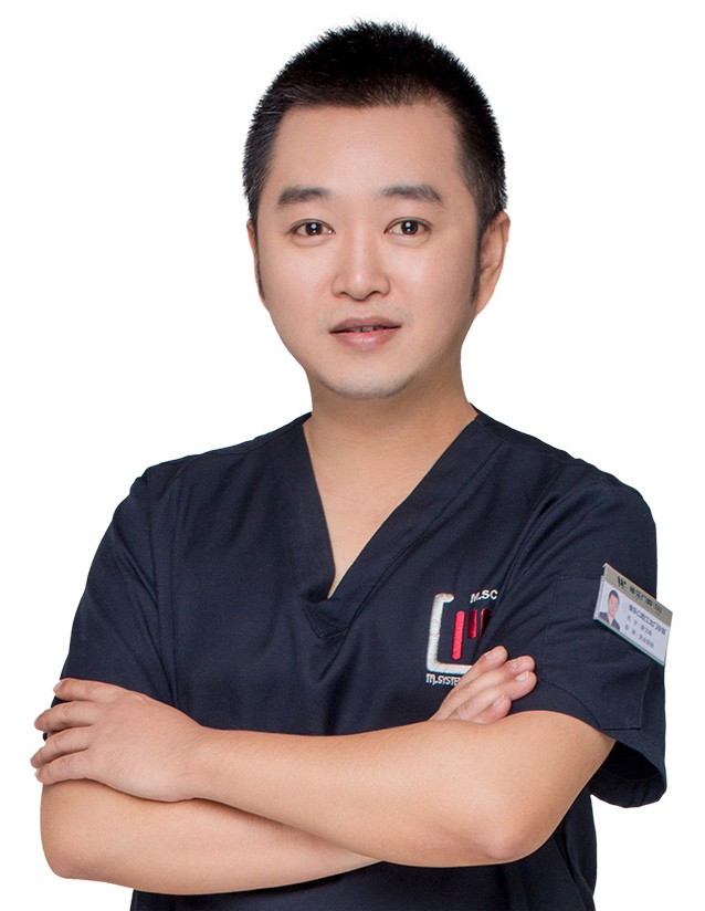 重慶維樂(lè)口腔門診部 唐文崢
