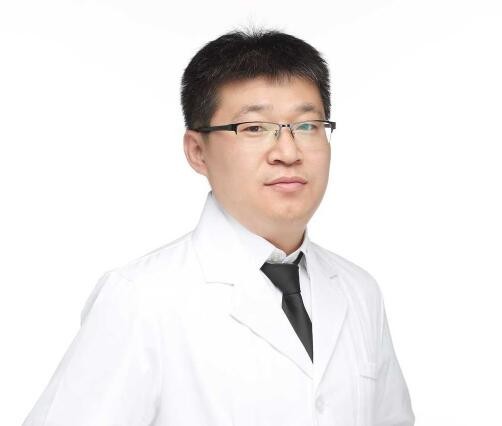 沈陽完佩口腔門診部 張喜