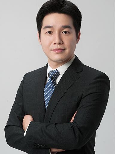 深圳珮斐口腔門(mén)診部 陳康