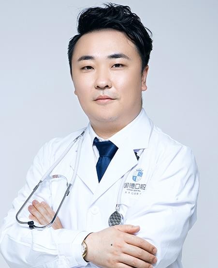 東莞固德口腔 孟建